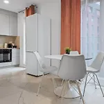 Rentplanet - Na Pradze *