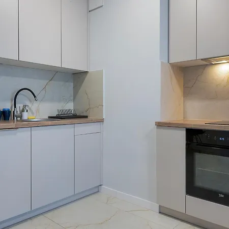 Rentplanet - Na Pradze Warszawa