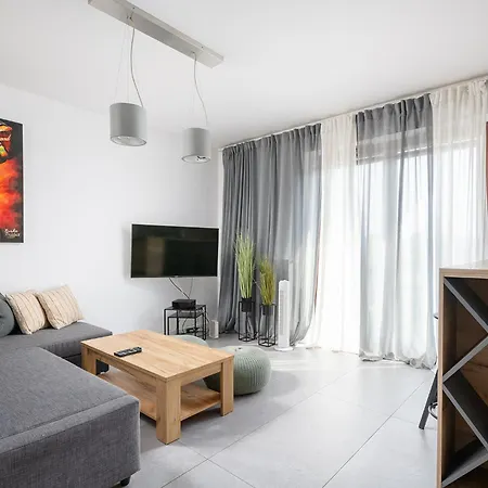 Rentplanet - Na Pradze *