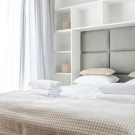 Appartement Rentplanet - Na Pradze